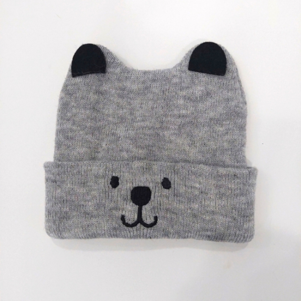 Baby bear gray beanie hat 0-6 months
